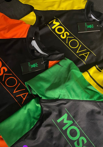 RASHGUARD KIDS - BLACK GREEN